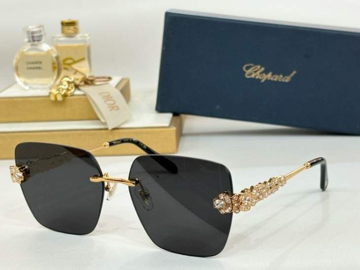 Picture of Chopard Sunglasses _SKUfw60756139fw